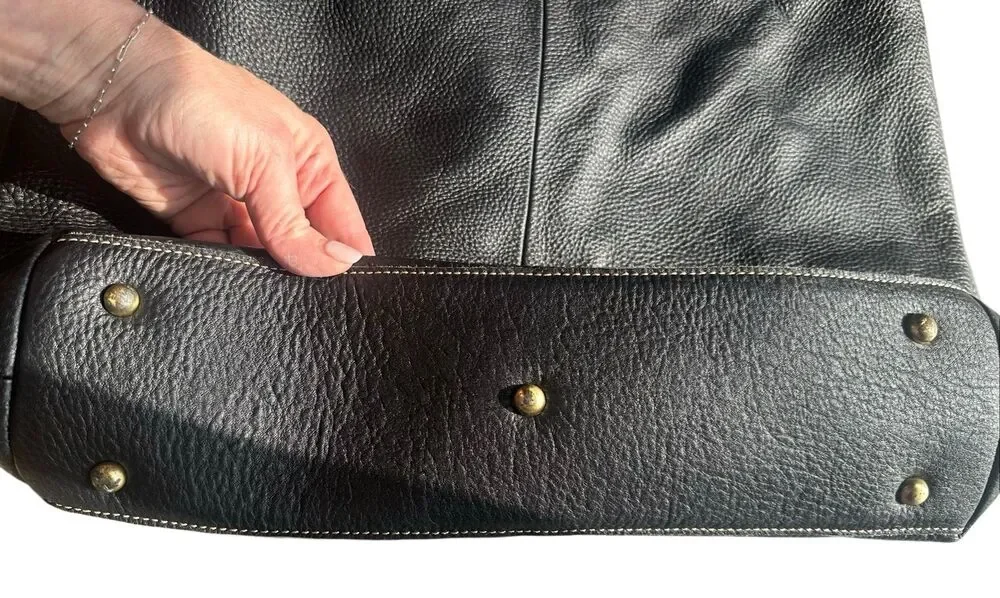 Amerileather Cynthia Black Pebble Leather Slouchy Shoulder Bag